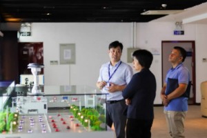 天津市委统战部领导莅临同阳科技参观指导